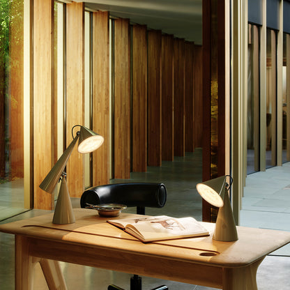 Slab Desk by Tom Dixon - Natural Oak