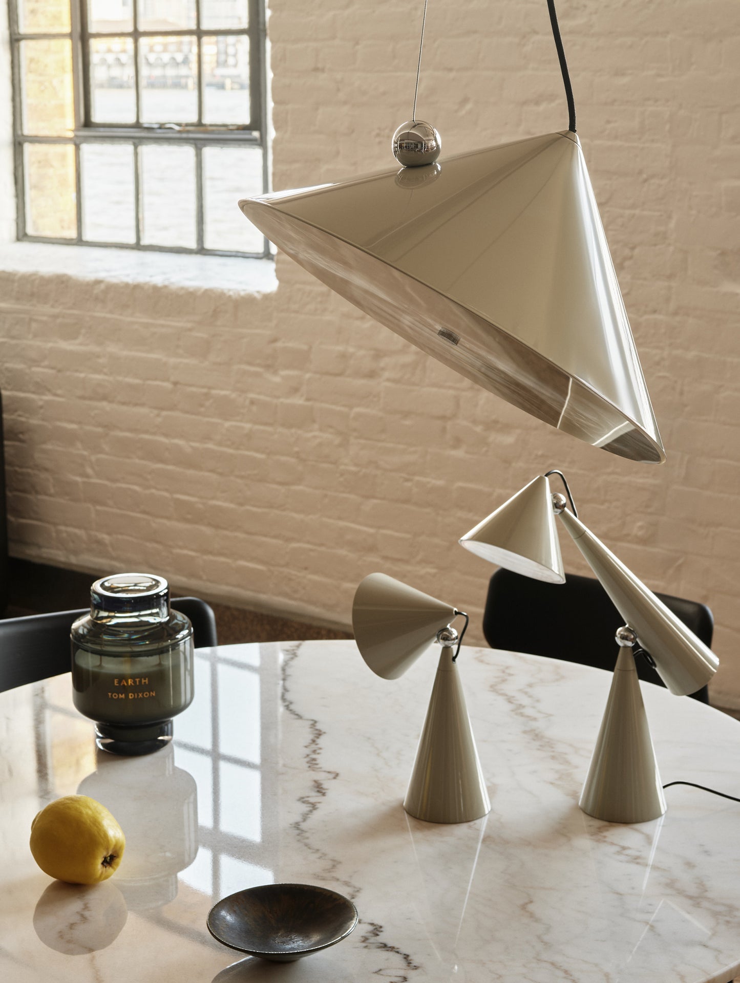 Pose Task Light by Tom Dixon - Putty