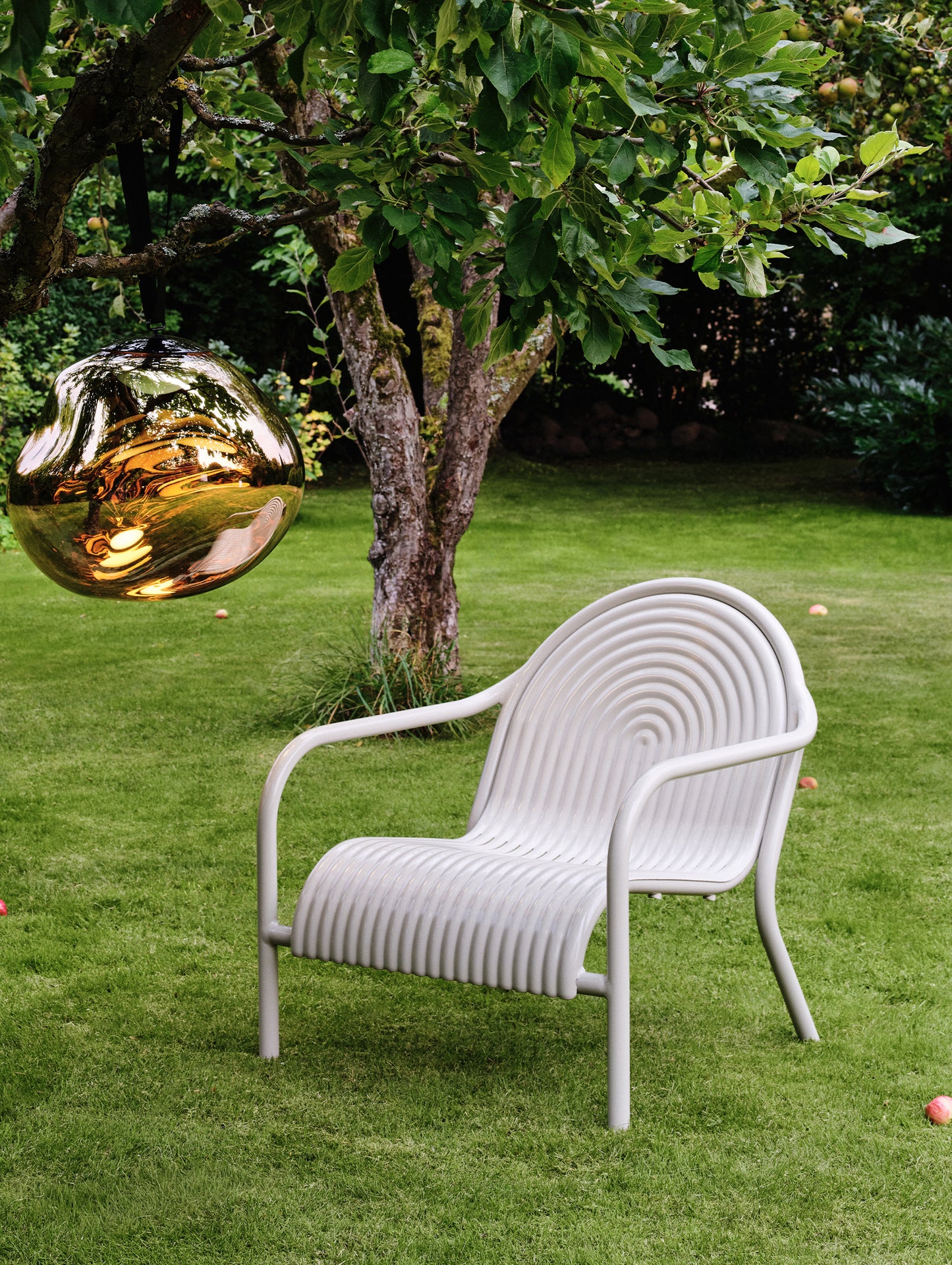 Groove Lounge Chair