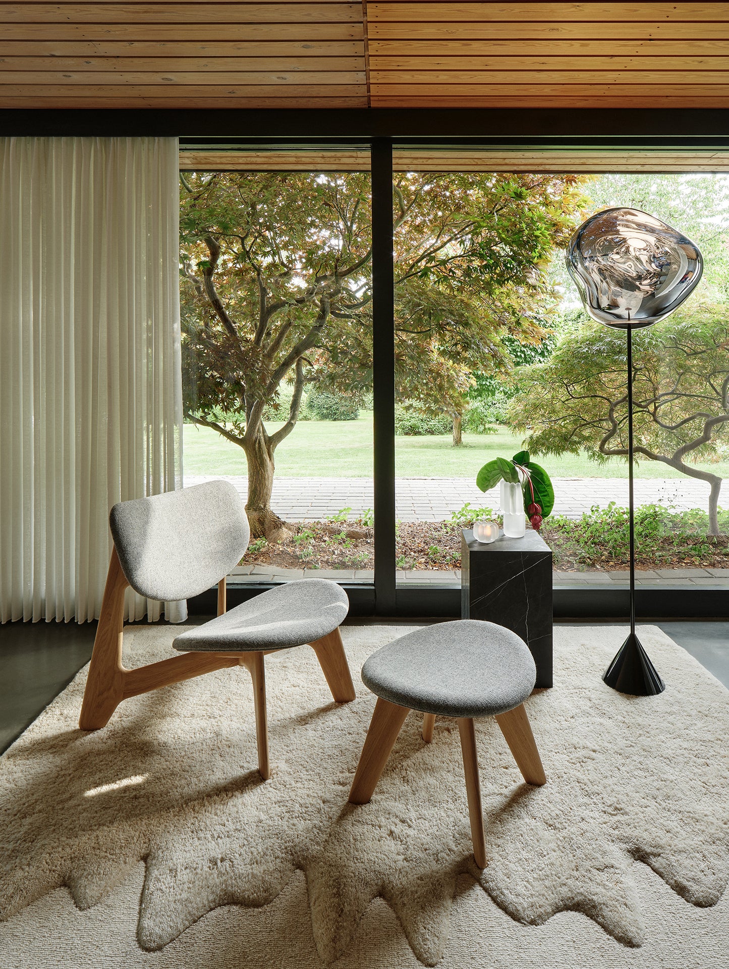 Slab Lounge Chair by Tom Dixon - Natural Oak / Hallingdal 65 130