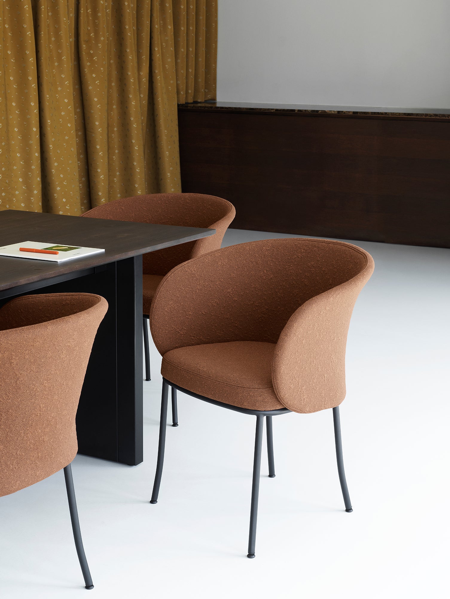 Knit Armchair by Normann Copenhagen - Brandy