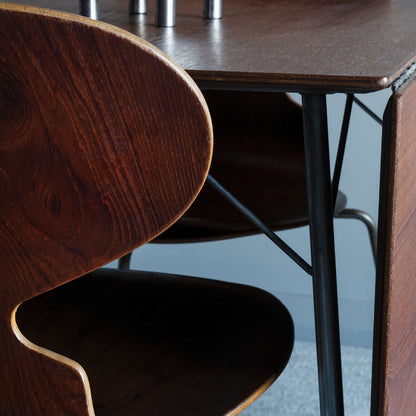 Ant Chair 4 Legs by Fritz Hansen