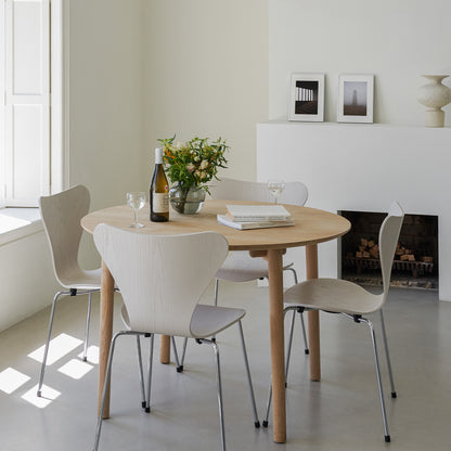 Hven Dining Table by Fritz Hansen - D110cm