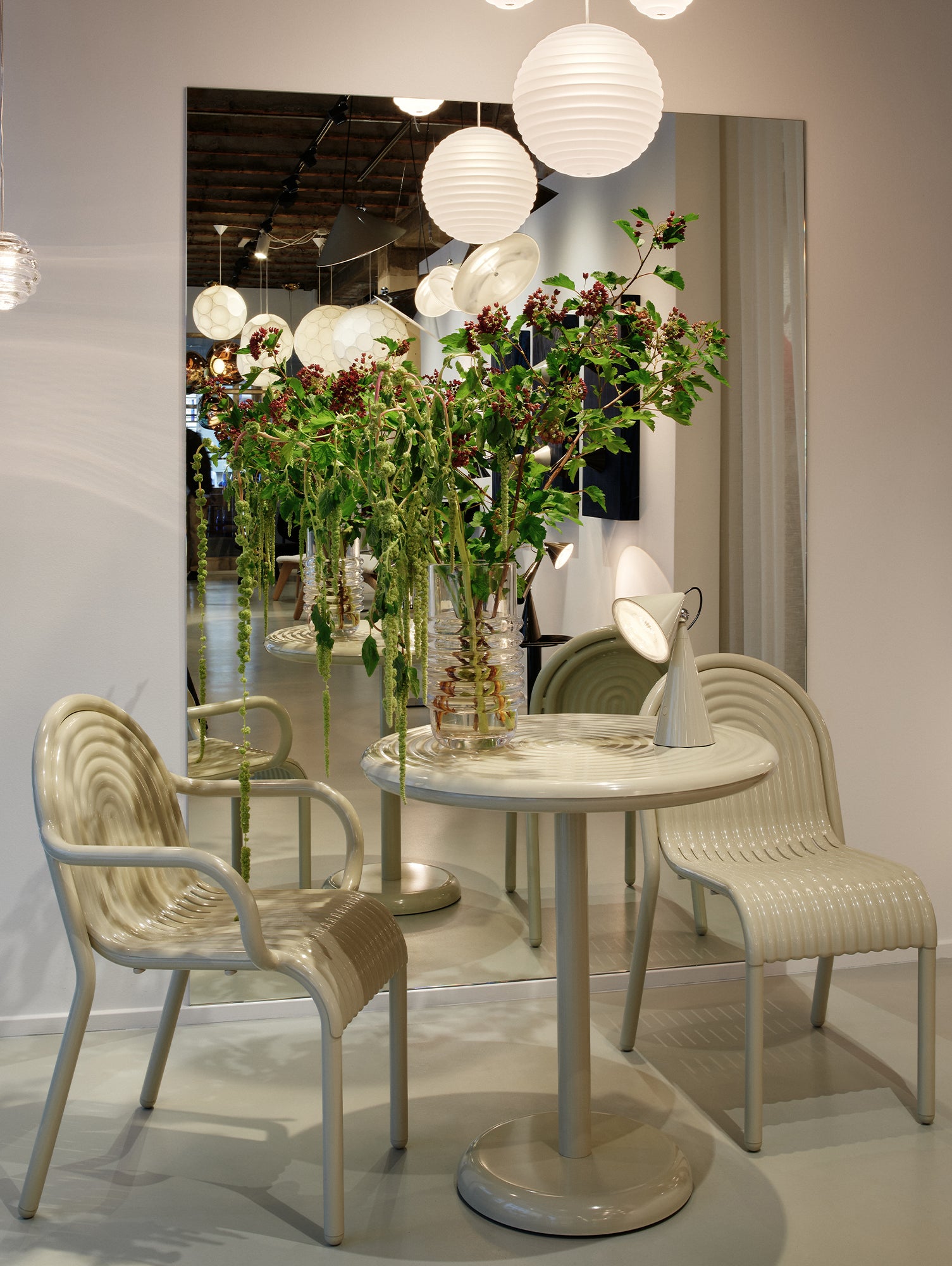 Groove Round Table by Tom Dixon - Putty