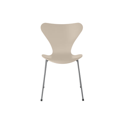 Series 7™ 3107 Dining Chair by Fritz Hansen - Light Beige Lacquered Veneer Shell / Silver Grey Steel