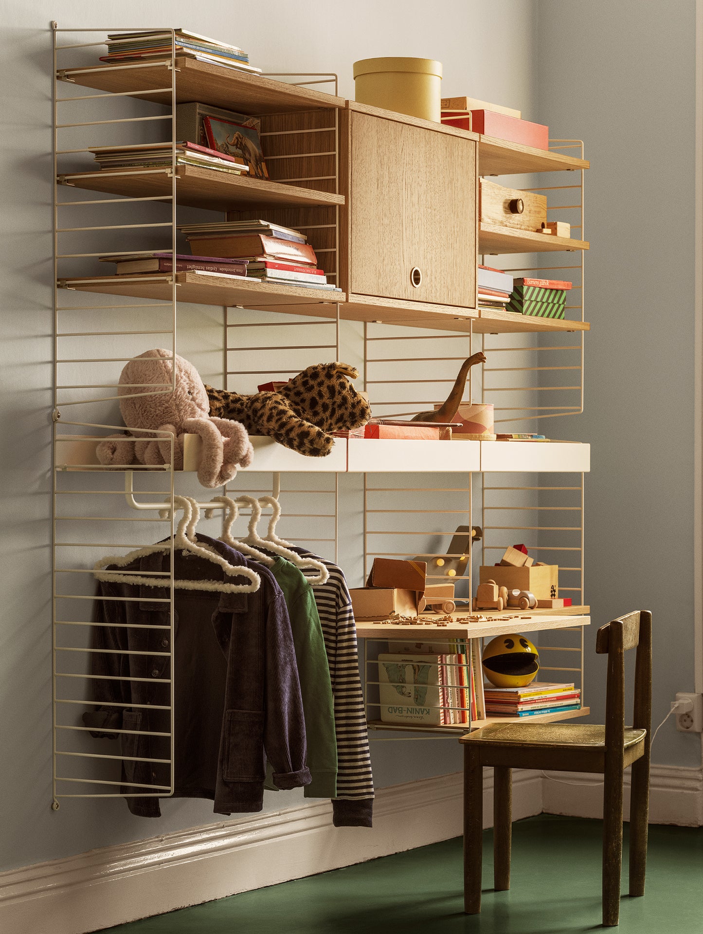 String System Cabinet with Flip Door by String - Width 58 cm / Oak