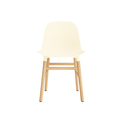 Form Chair Wood by Normann Copenhagen - Lacquered Oak Base / Cream
