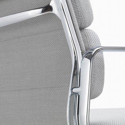 Soft Pad Work Chair EA 217 by Vitra - Chromed Aluminium / Track Mid Grey / Cream (F120)