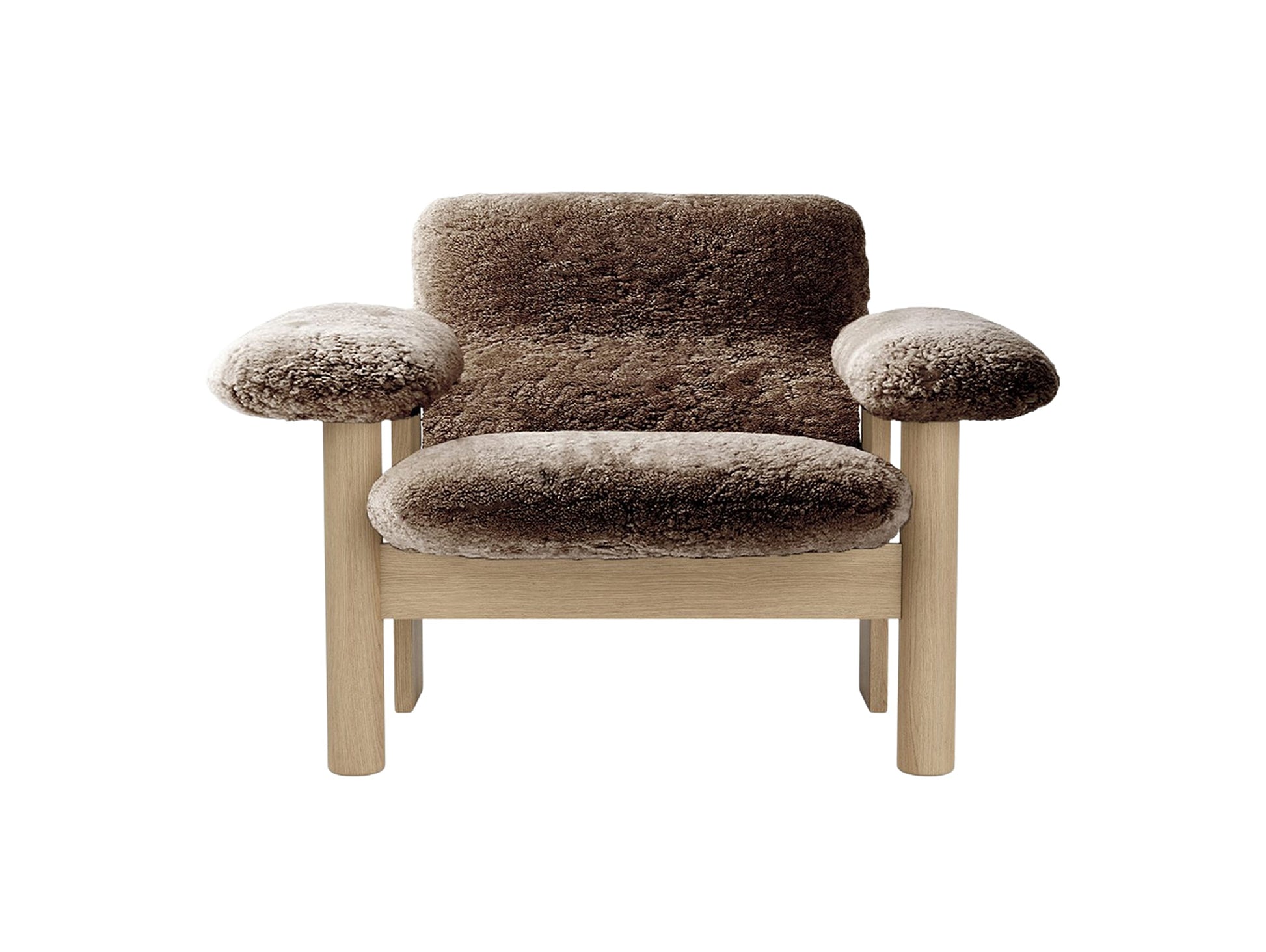 Brasilia Low Back Lounge Chair by Audo Copenhagen - Oiled Oak / Sheepskin Sahara