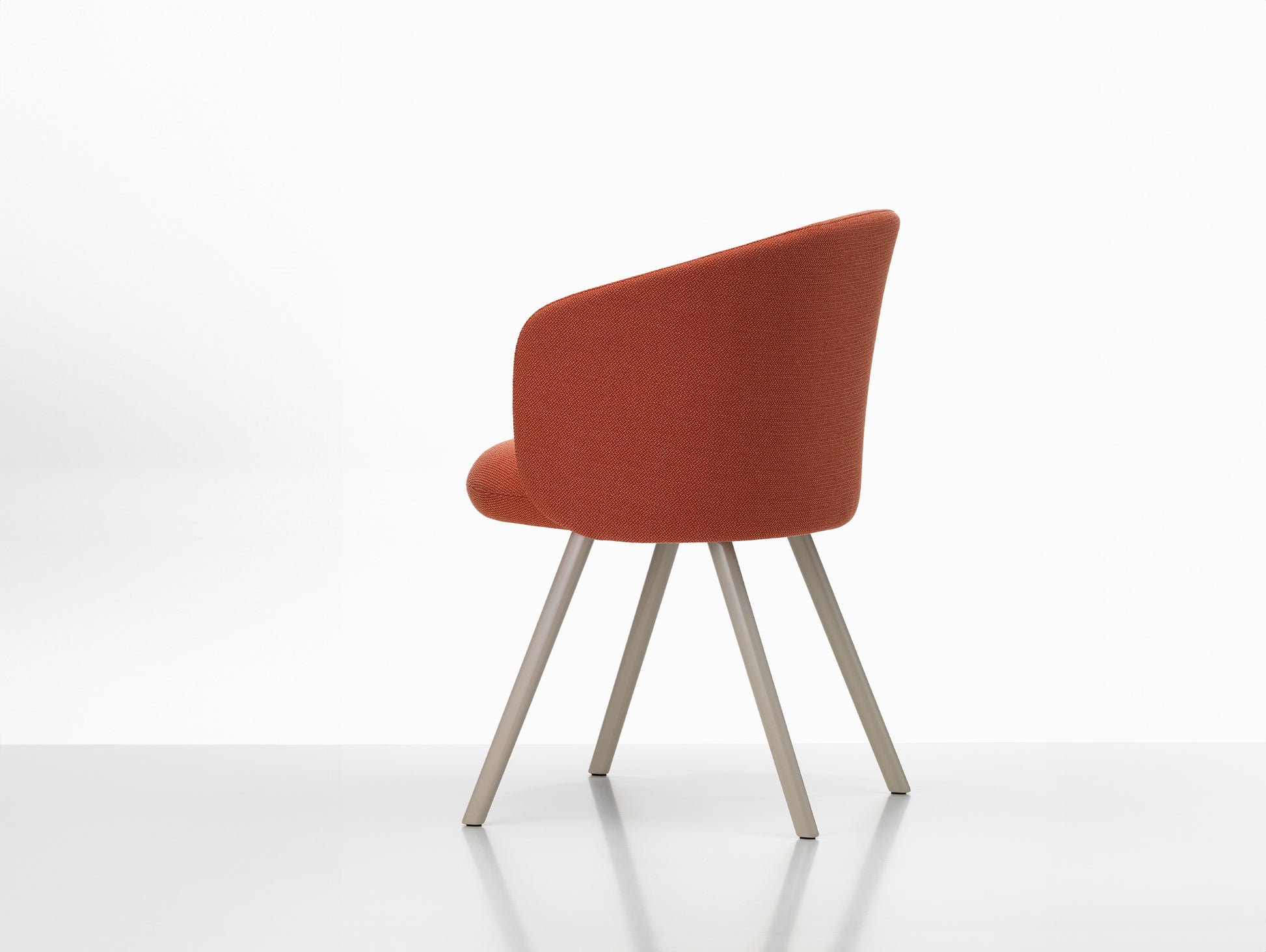 Mikado Mikado Armchair by Vitra -  Chalk Powder-Coated Aluminium / Credo 23 Pale Rose Dark Orange (F120)