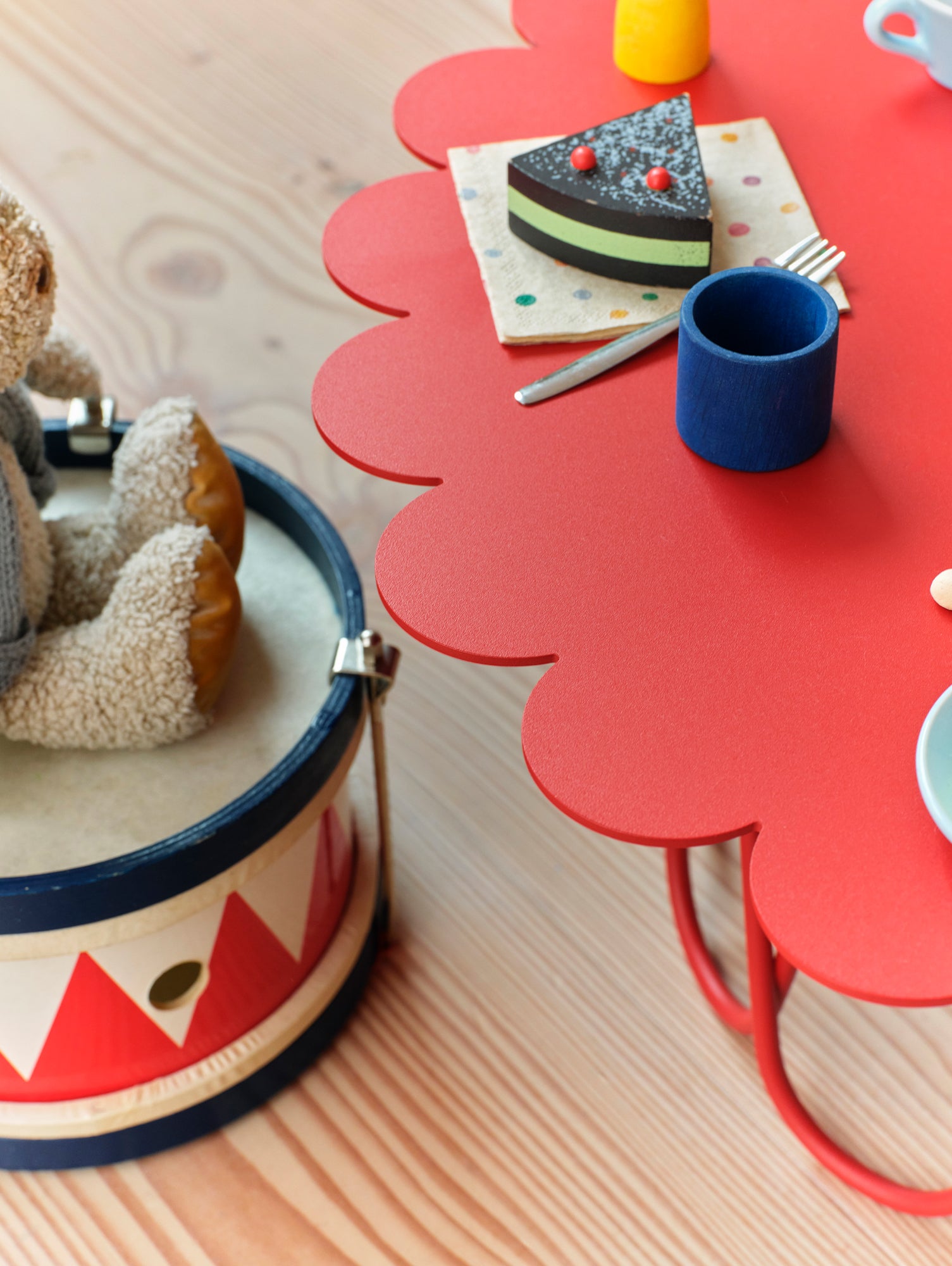 Flower Table by Vitra - Small / Red Powder-Coated Steel