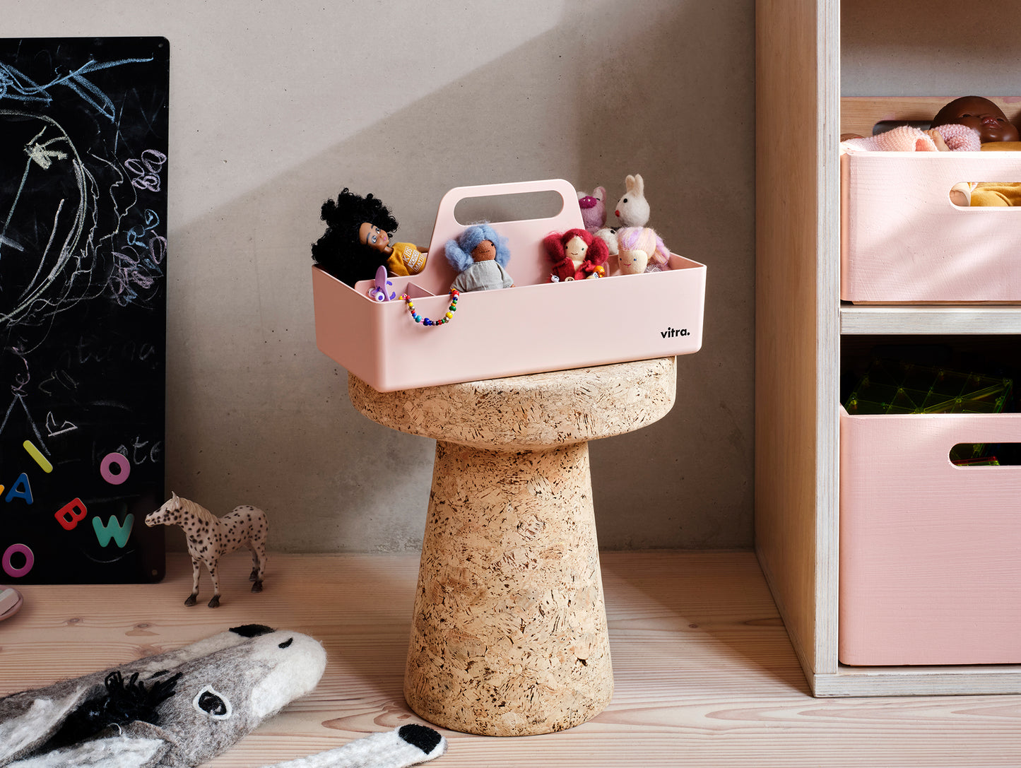 Toolbox by Vitra - Pale Rose