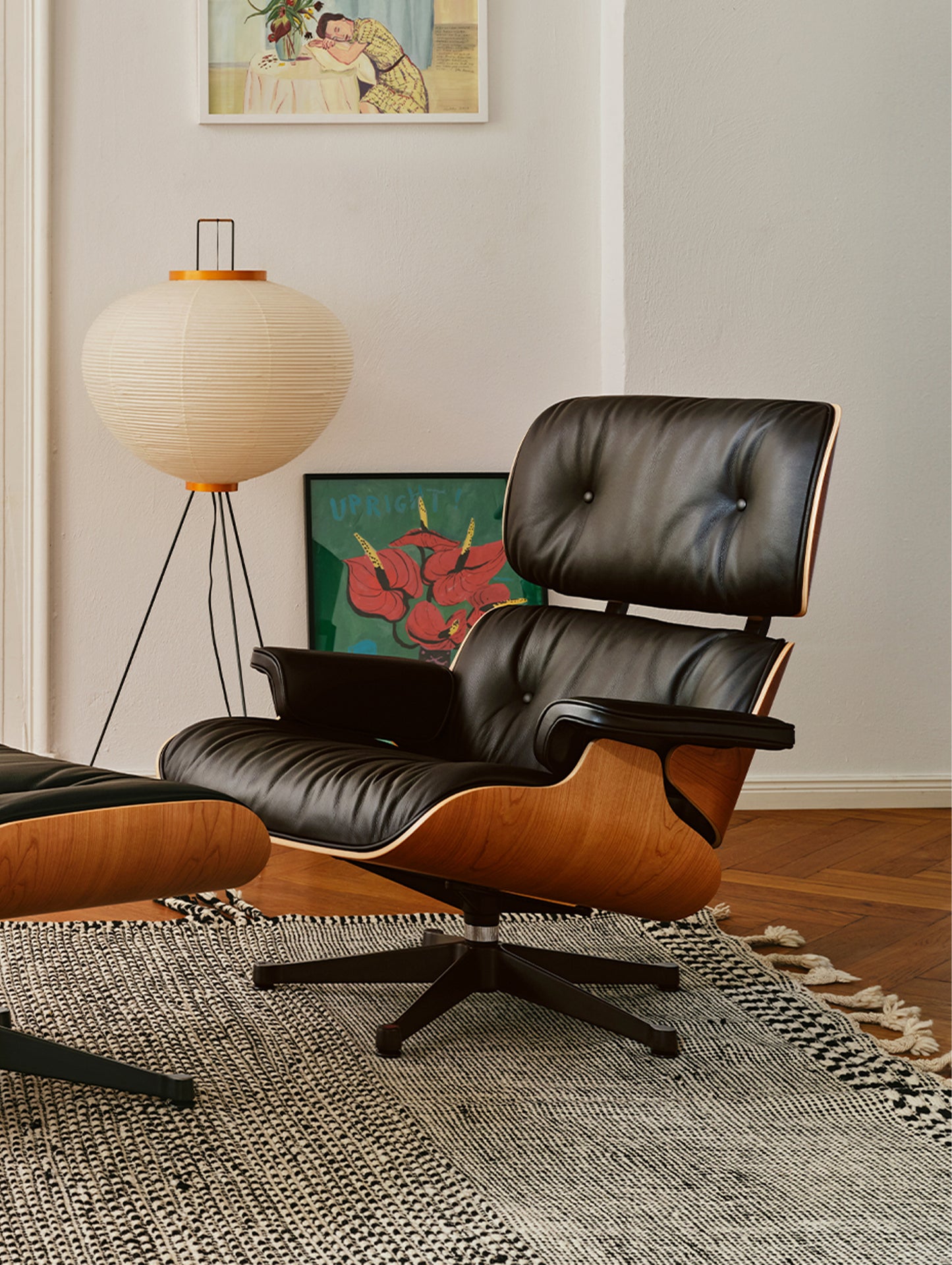 Eames Lounge Chair by Vitra - American Cherry / Leather Premium F66 Nero