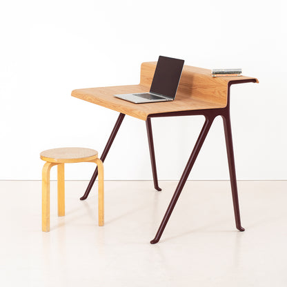 Courier Desk