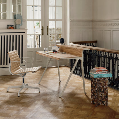 Courier Desk