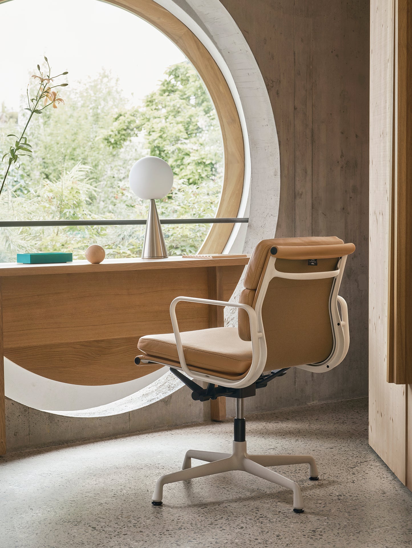 Soft Pad Office Chair EA 231