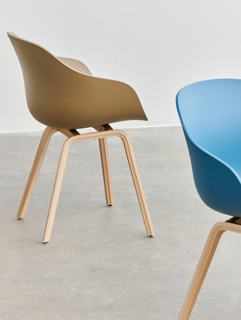 A Chair AAC 222 소개 - HAY의 새로운 색상 · Really Well Made