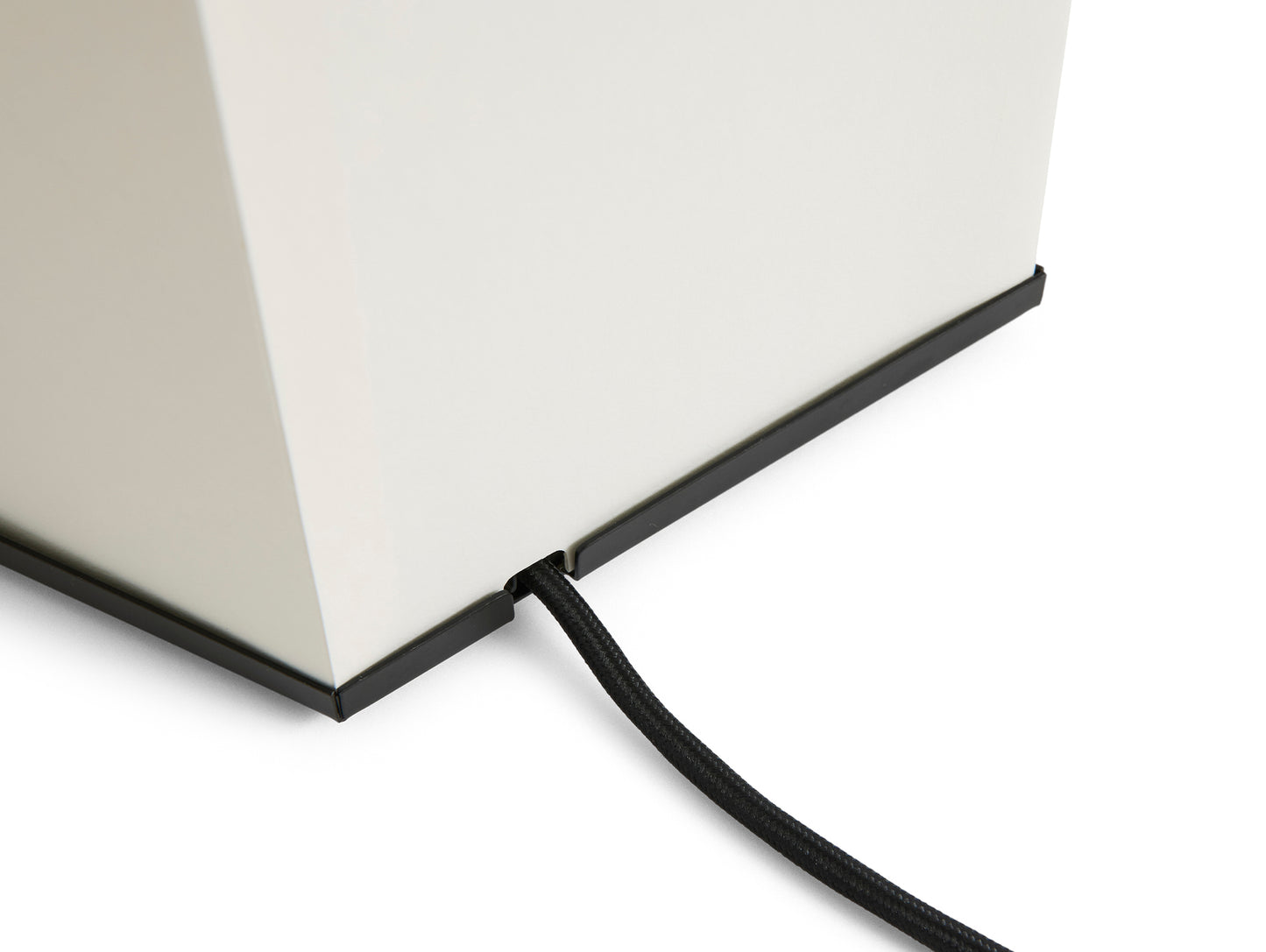 Aplat Table Lamp by HAY