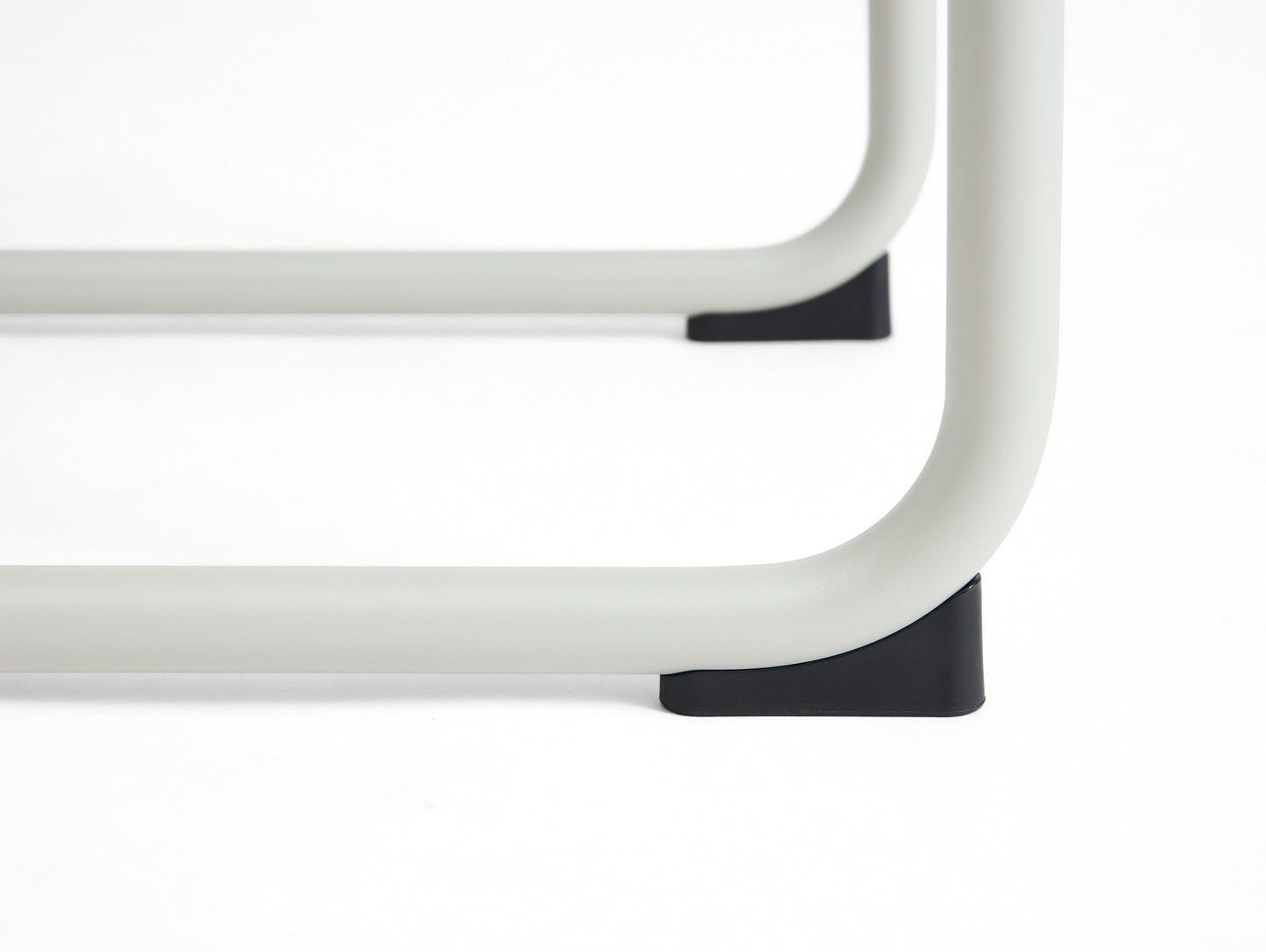 Palissade Cantilever Chair