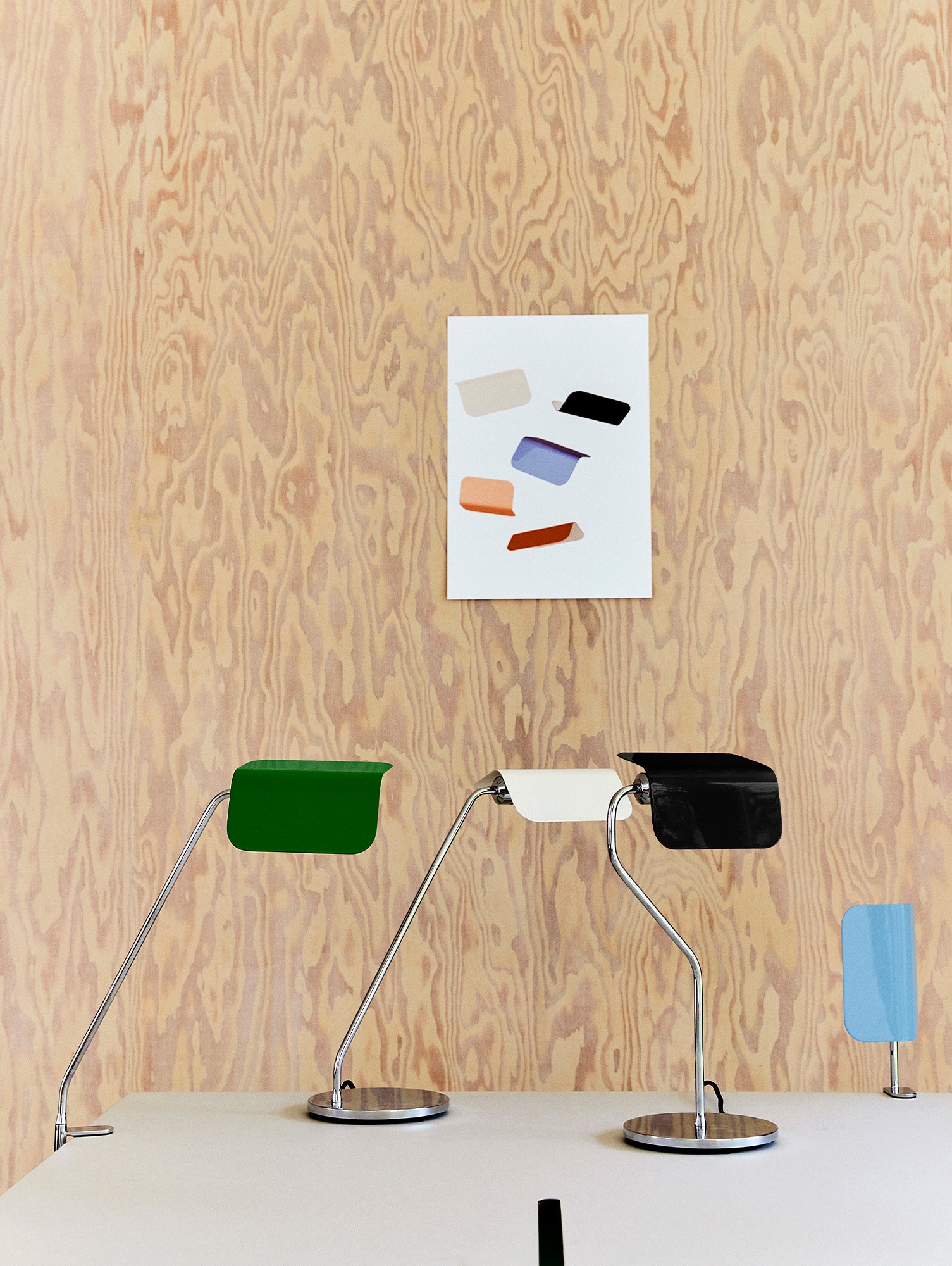 Apex Desk Lamp by HAY 