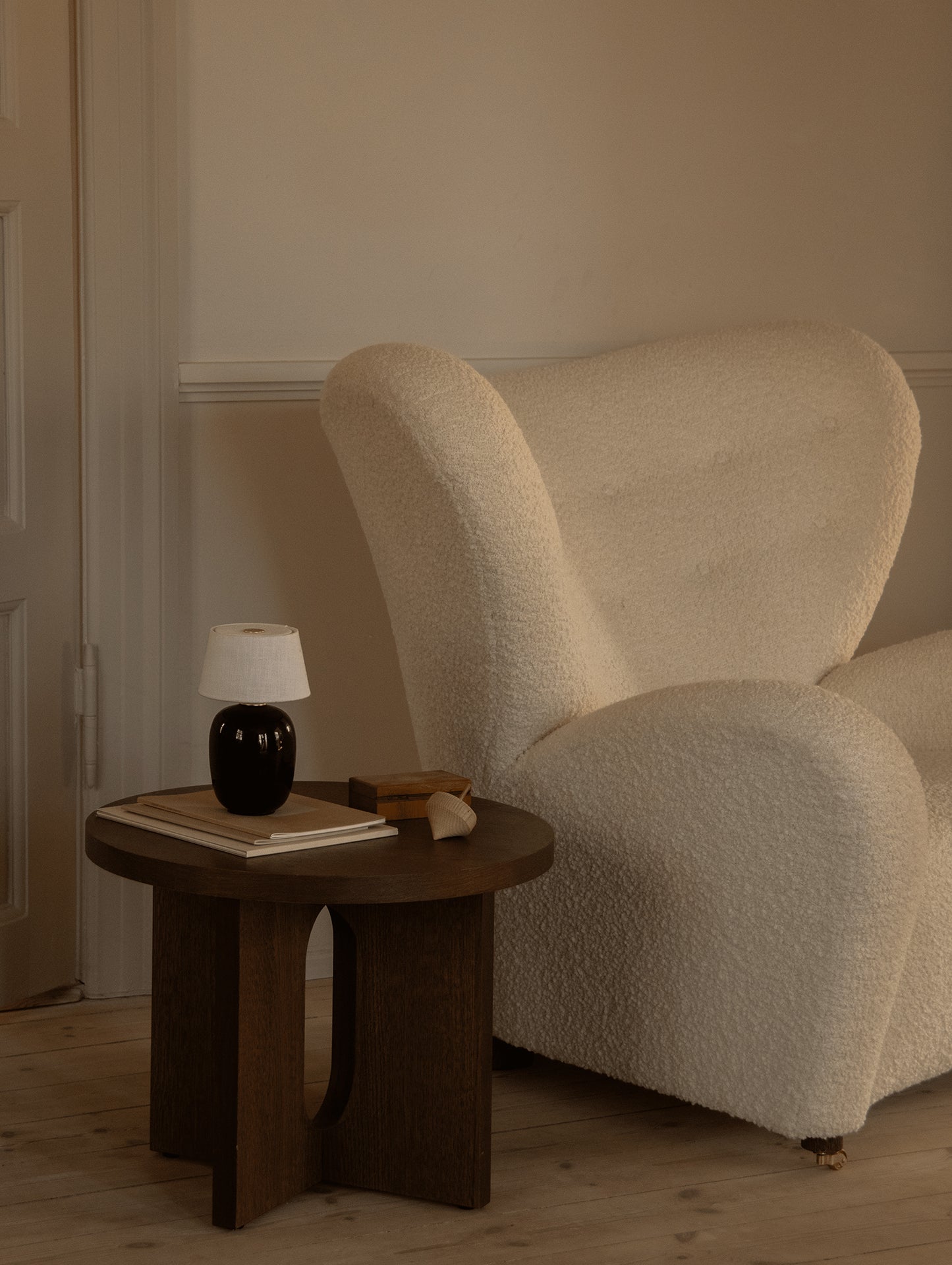 The Tired Man Lounge Chair by Audo Copenhagen - Baena 14