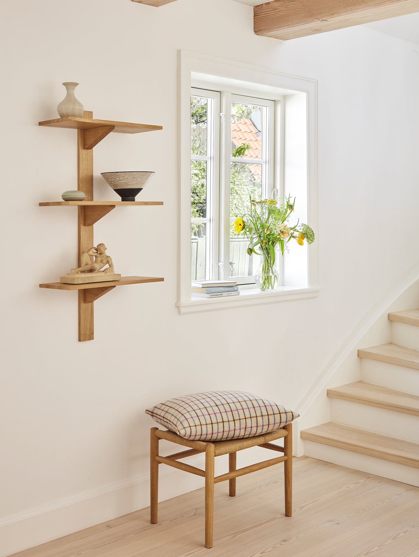 B100 Soro Shelf by FDB Mobler - Three Tier Shelves Short (Width: 50  cm / Height: 100 cm)