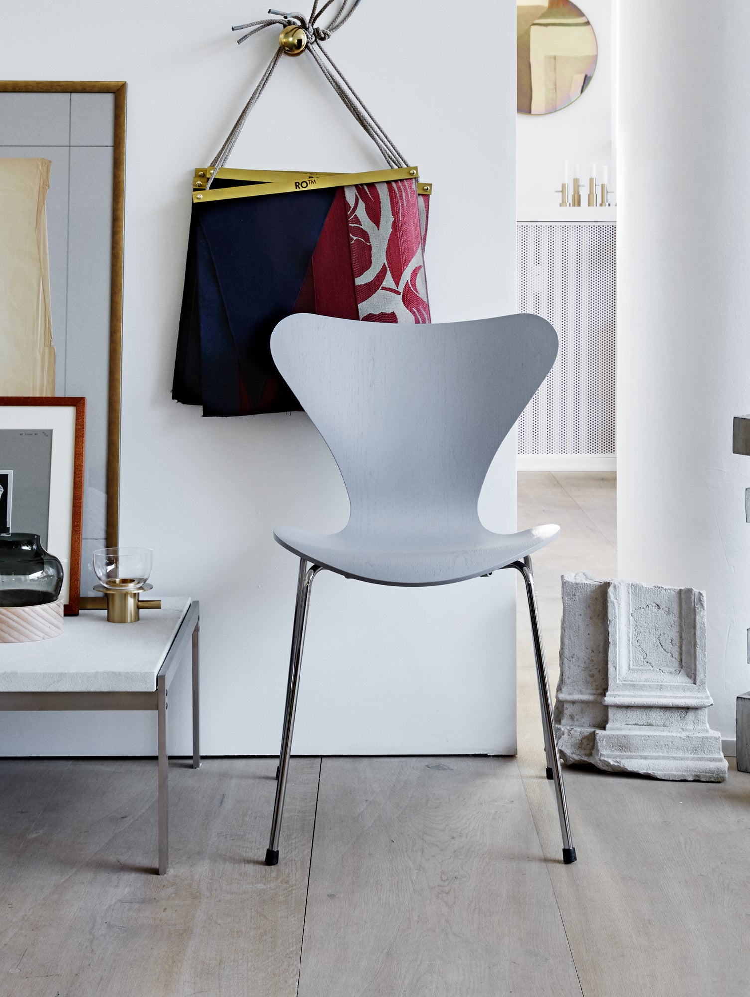 Series 7™ 3107 Dining Chair by Fritz Hansen - Nine Grey Coloured Ash Veneer Shell / Chromed Steel