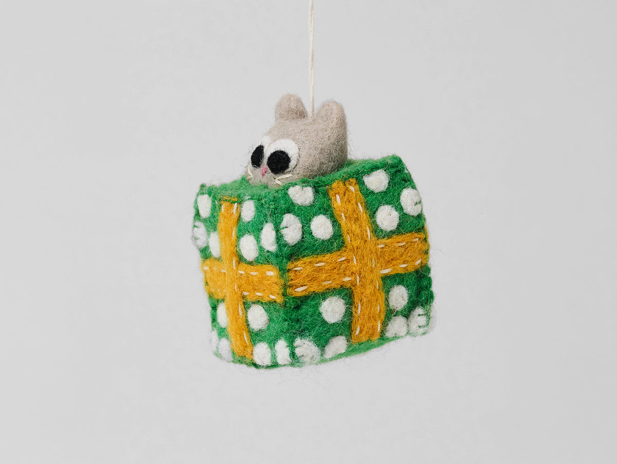 Roland Green / White Dots Felt Hanging Decorations