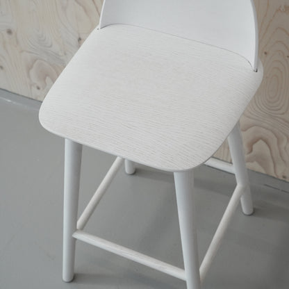 Muuto Nerd Barstool / 65cm Seat Height / White Painted Oak 