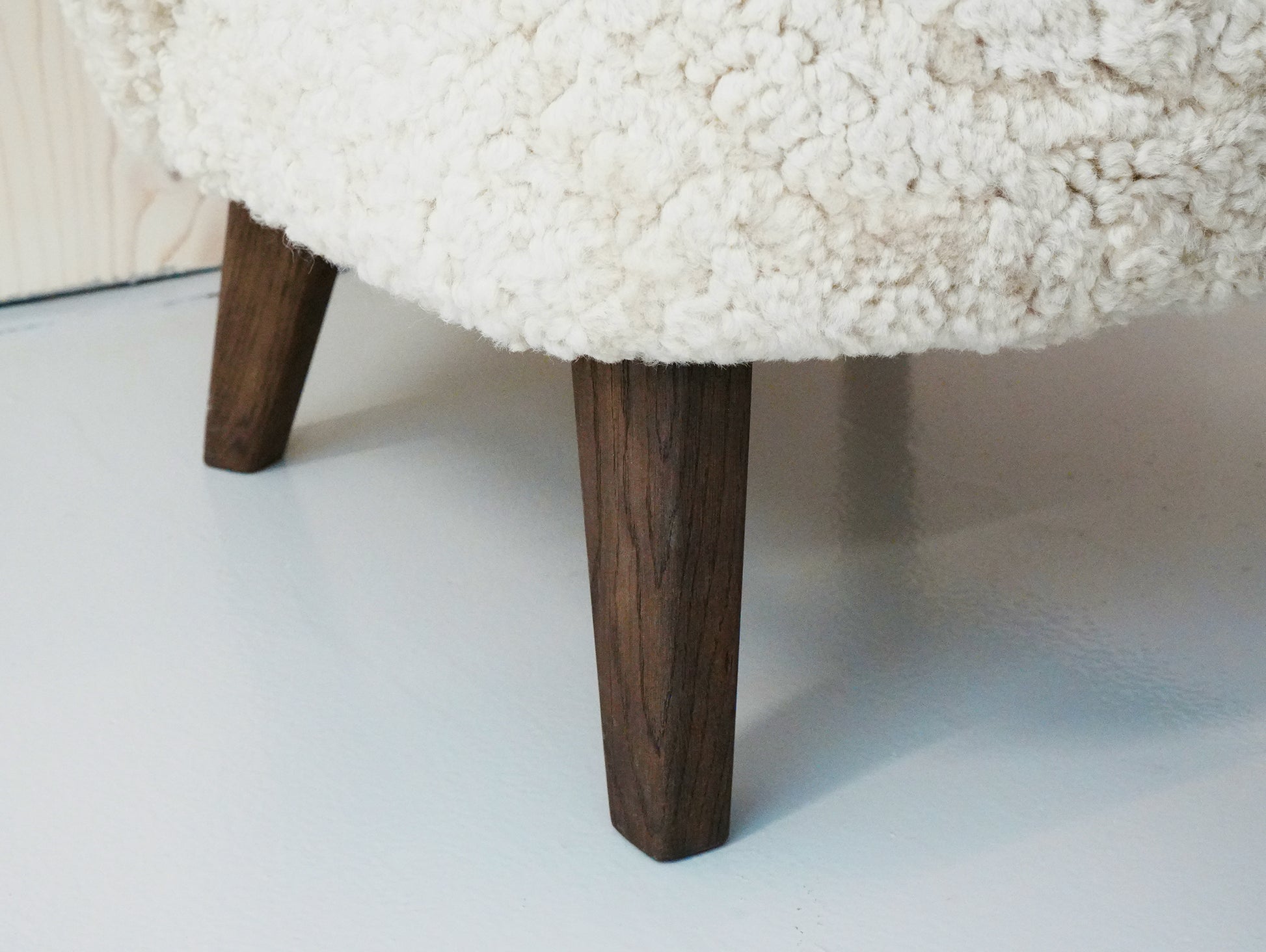 Ingeborg Lounge Chair by Audo Copenhagen - Dark Stained Oak / Sheepskin Moonlight Ingeborg