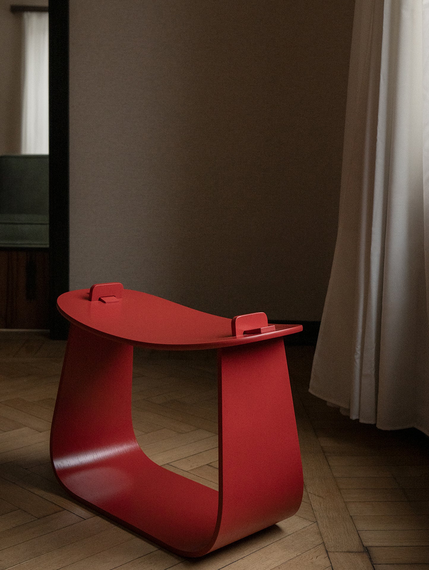Harry Stool / Red Lacquered Oak / Ex-Display