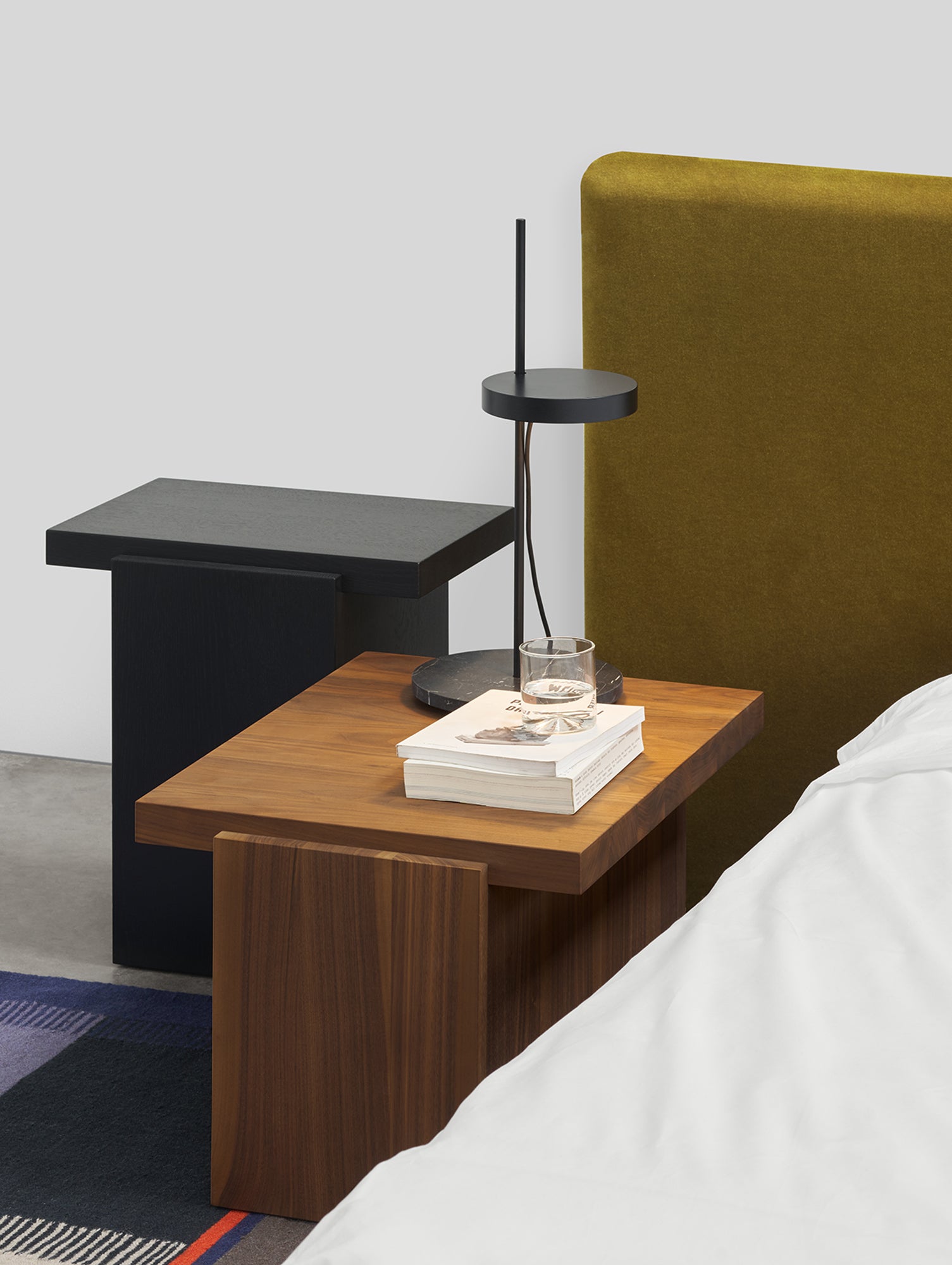 LT06 Palo Table Light by e15