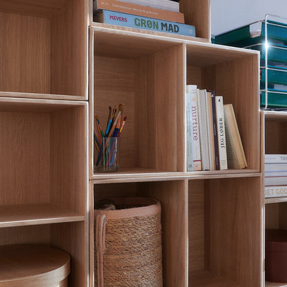 B98 Bookcase by FDB Mobler