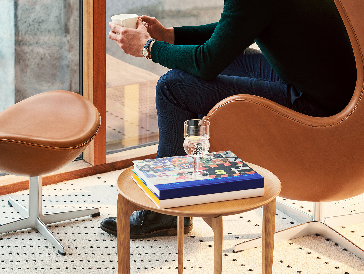 Egg Footstool by Fritz Hansen - Walnut Grace Leather