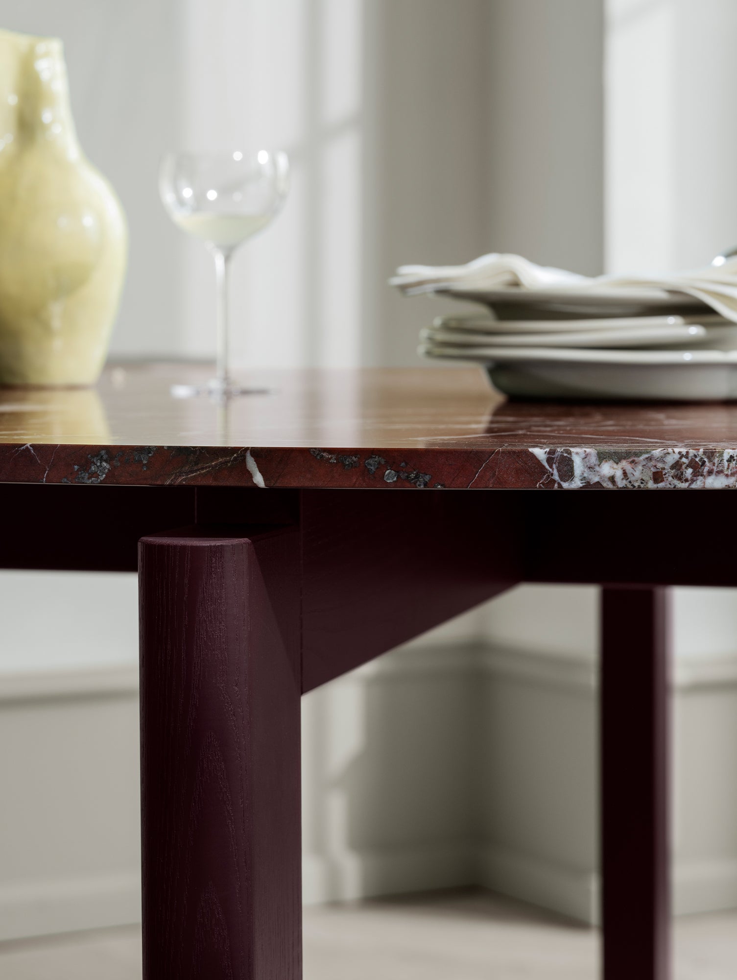After Dining Table by Fritz Hansen - MA410 (Red-White Honed Marble)