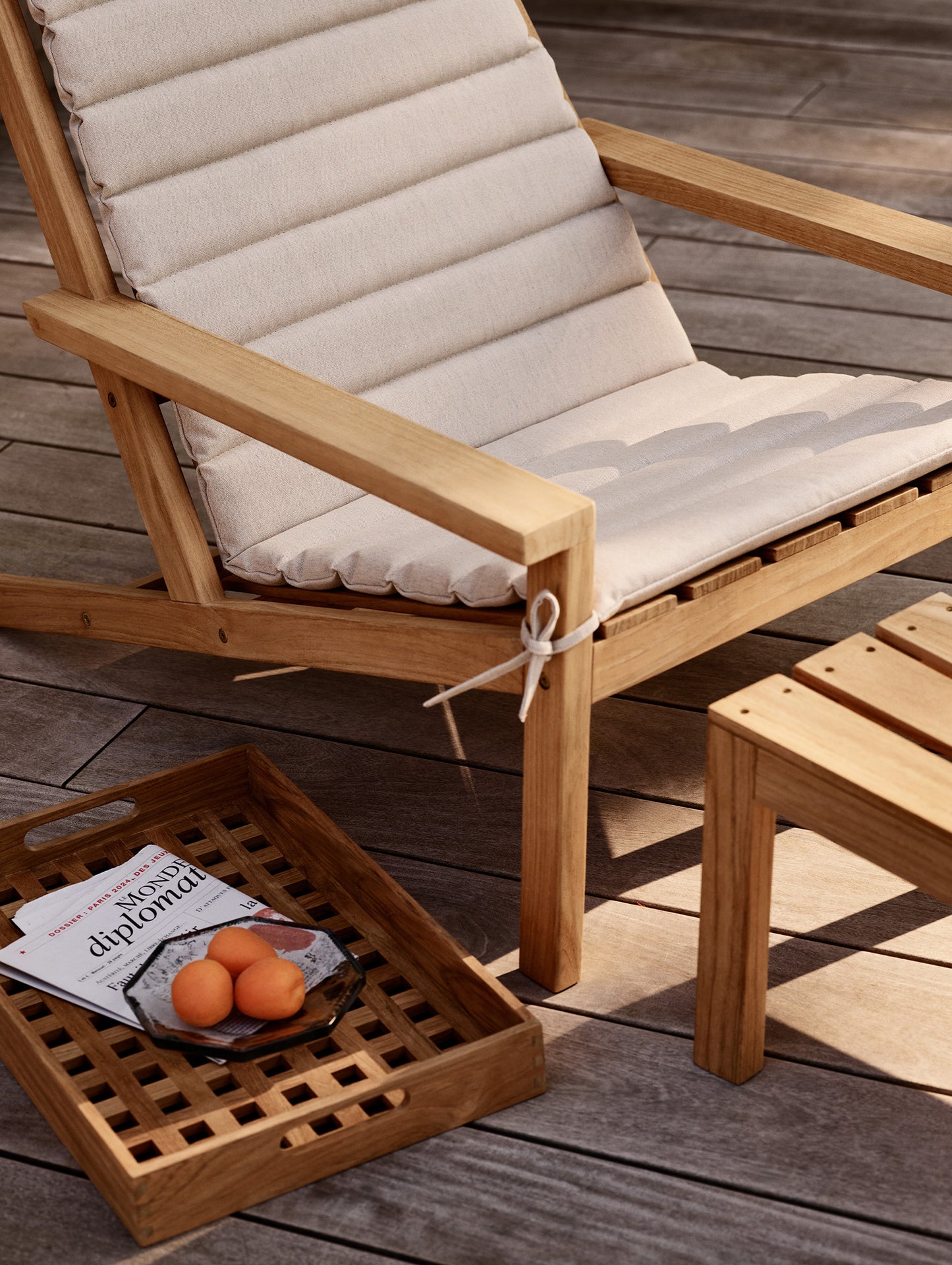 Between Lines Deck Chair Cushion by Fritz Hansen - Papyrus