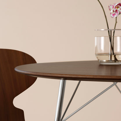 Egg Table by Fritz Hansen