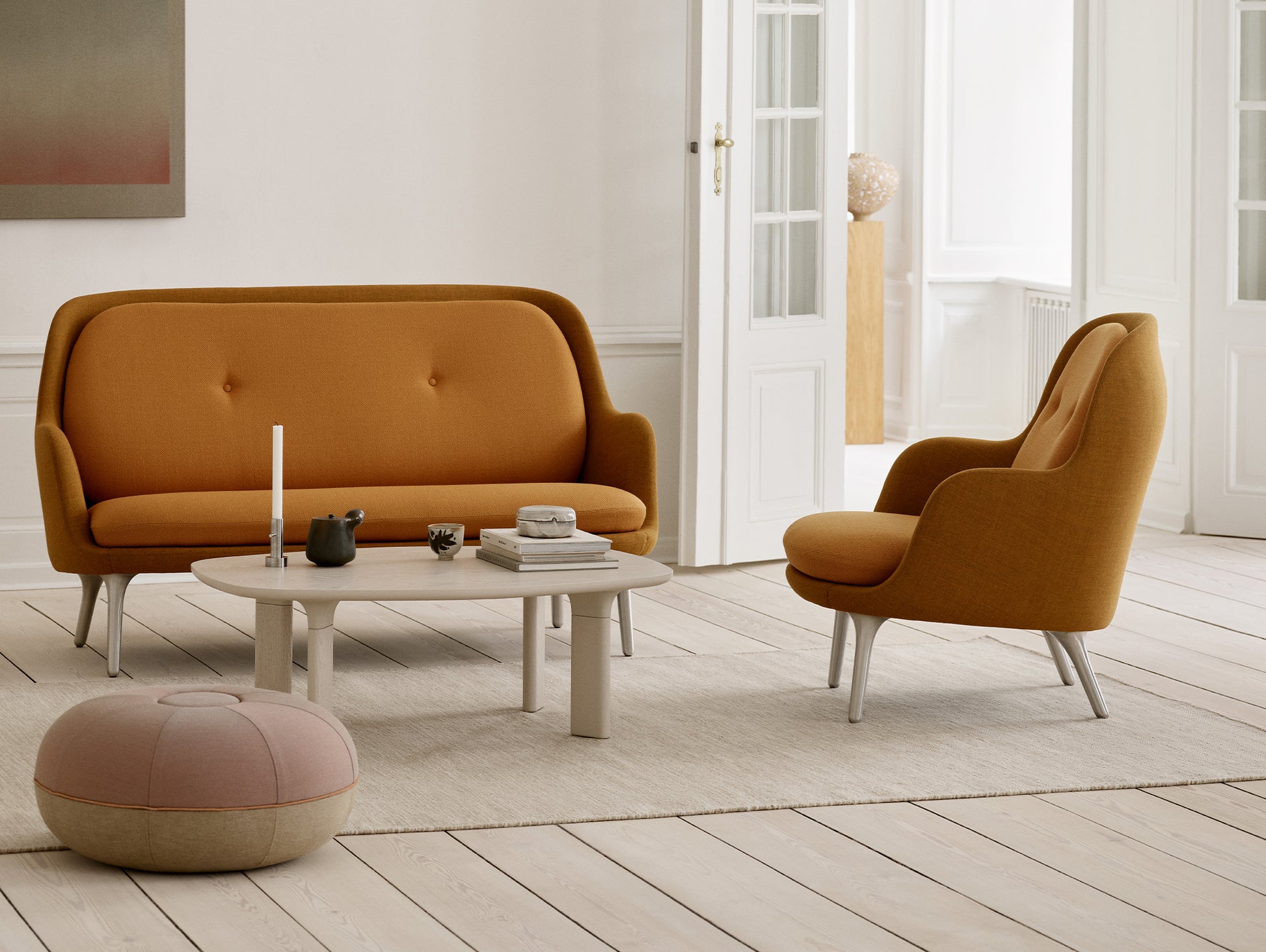 Analog Coffee Table (JH63A) by Fritz Hansen - Light Beige Ash