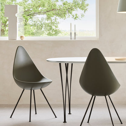Drop Dining Chair Plastic (3110) by Fritz Hansen - Olive Green 
