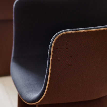 Monolit Armchair by Fritz Hansen - CM221 / Shell: Sunniva 363 / Seat: Vidar 4 182
