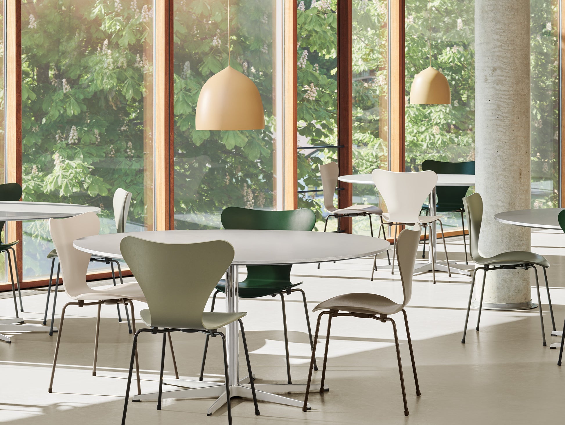 Series 7™ 3107 Dining Chair by Fritz Hansen - Olive Green, Ever Green, Light Beige 
