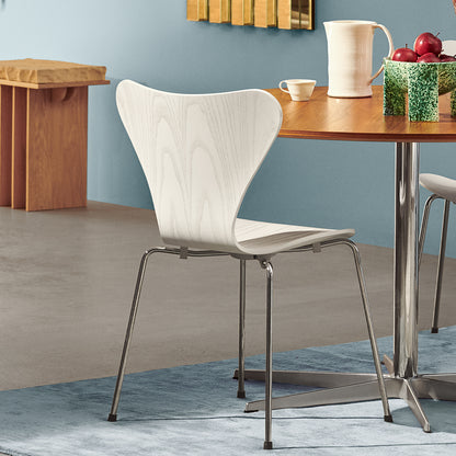 Series 7™ 3107 Dining Chair by Fritz Hansen - White Coloured Ash Veneer Shell / Chromed Steel