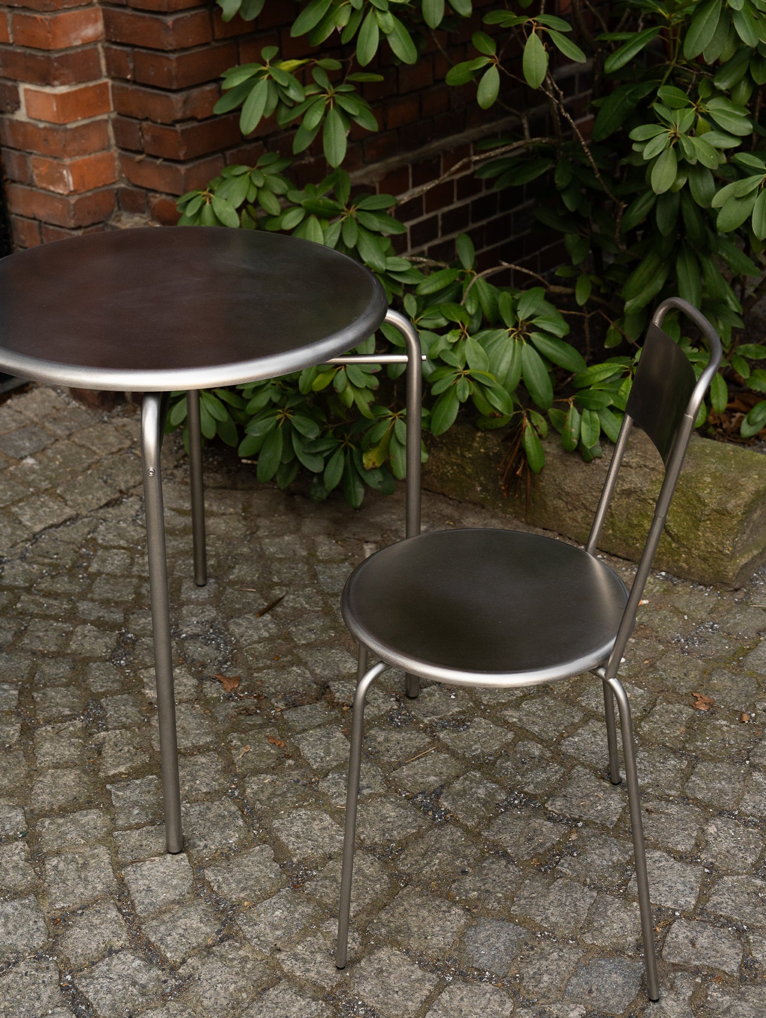 Petit Rond Table by Frama - Diameter 65 cm
