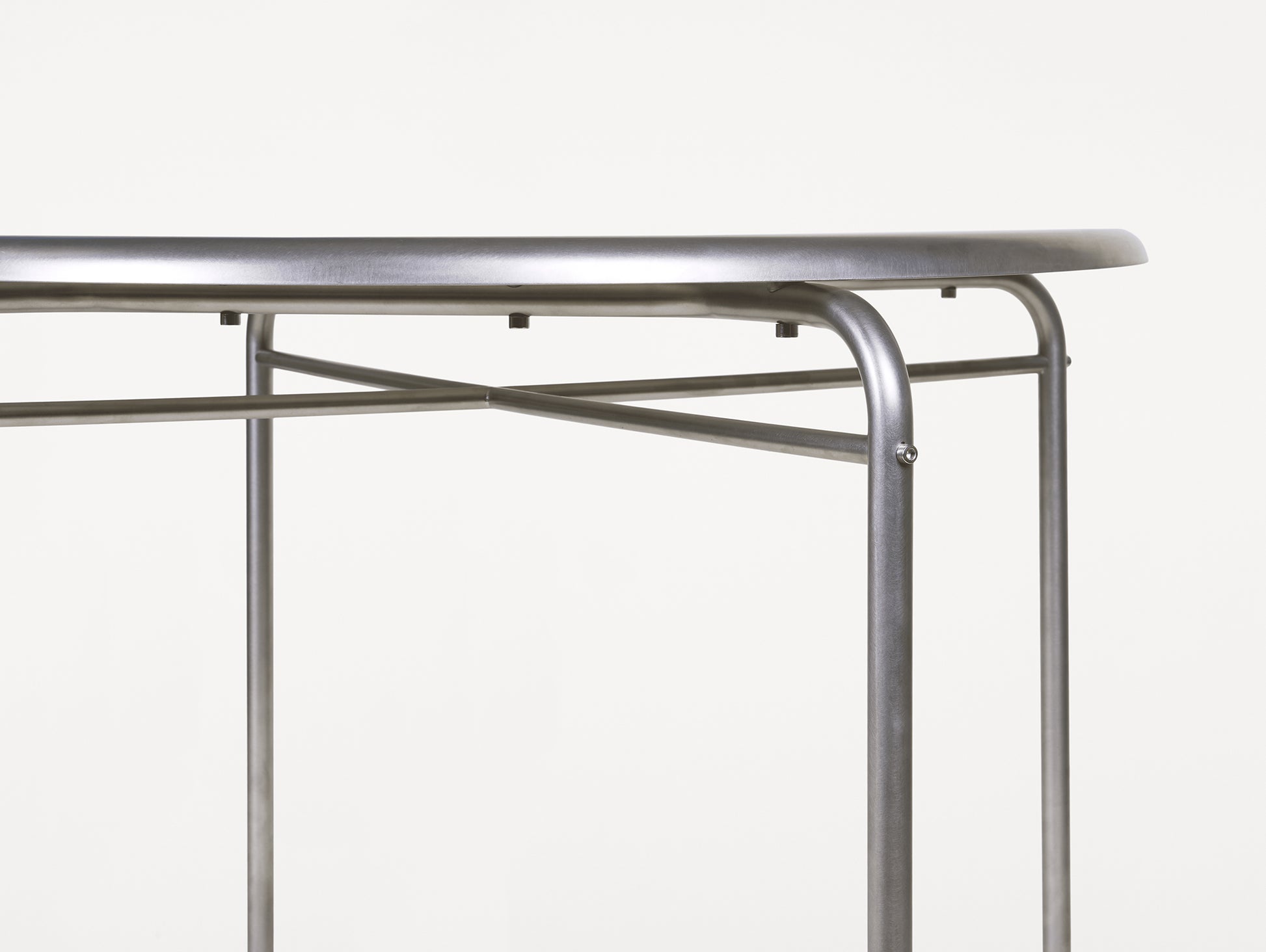 Petit Rond Table by Frama - Diameter 90 cm