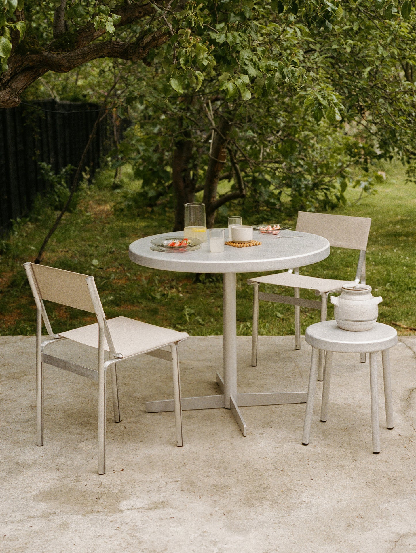 Tasca Table by Frama