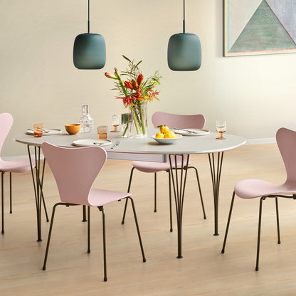 Series 7™ 3107 Dining Chair by Fritz Hansen