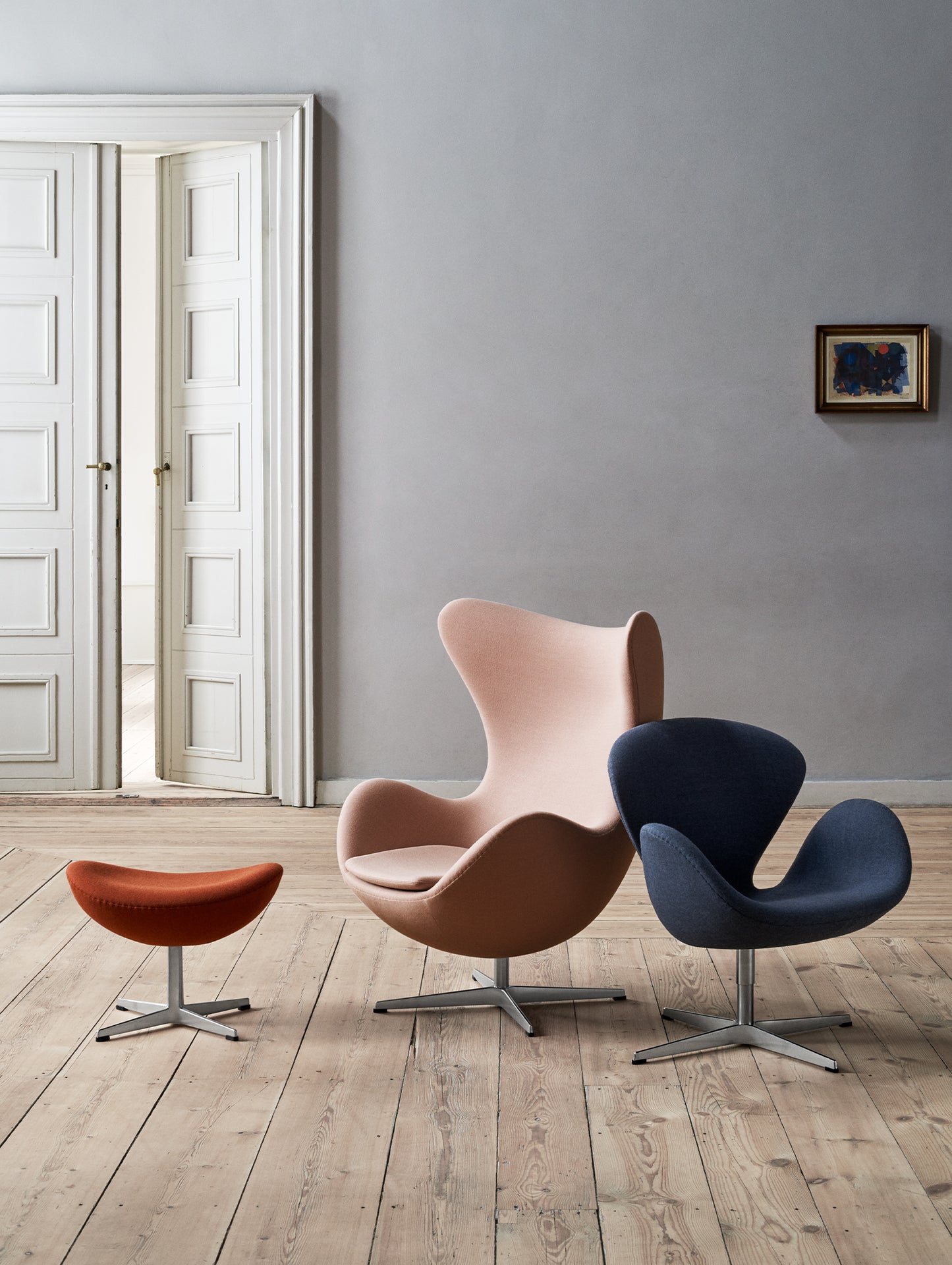 Egg Footstool by Fritz Hansen