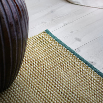 Daisy Rug by Fabula Living - 2311 Hay / Off White