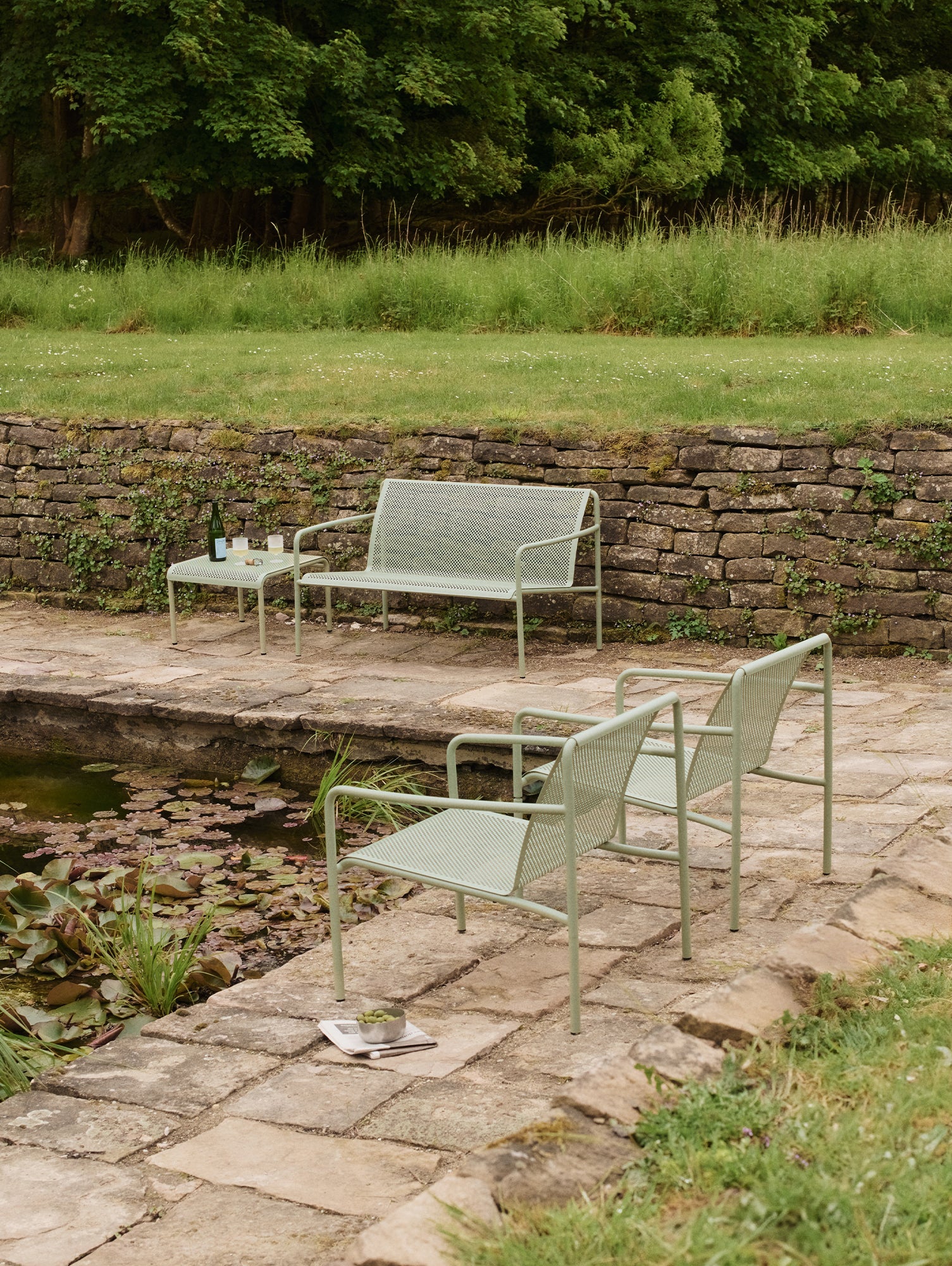 Dapple Lounge Armchair by Ferm Living - Tea Green