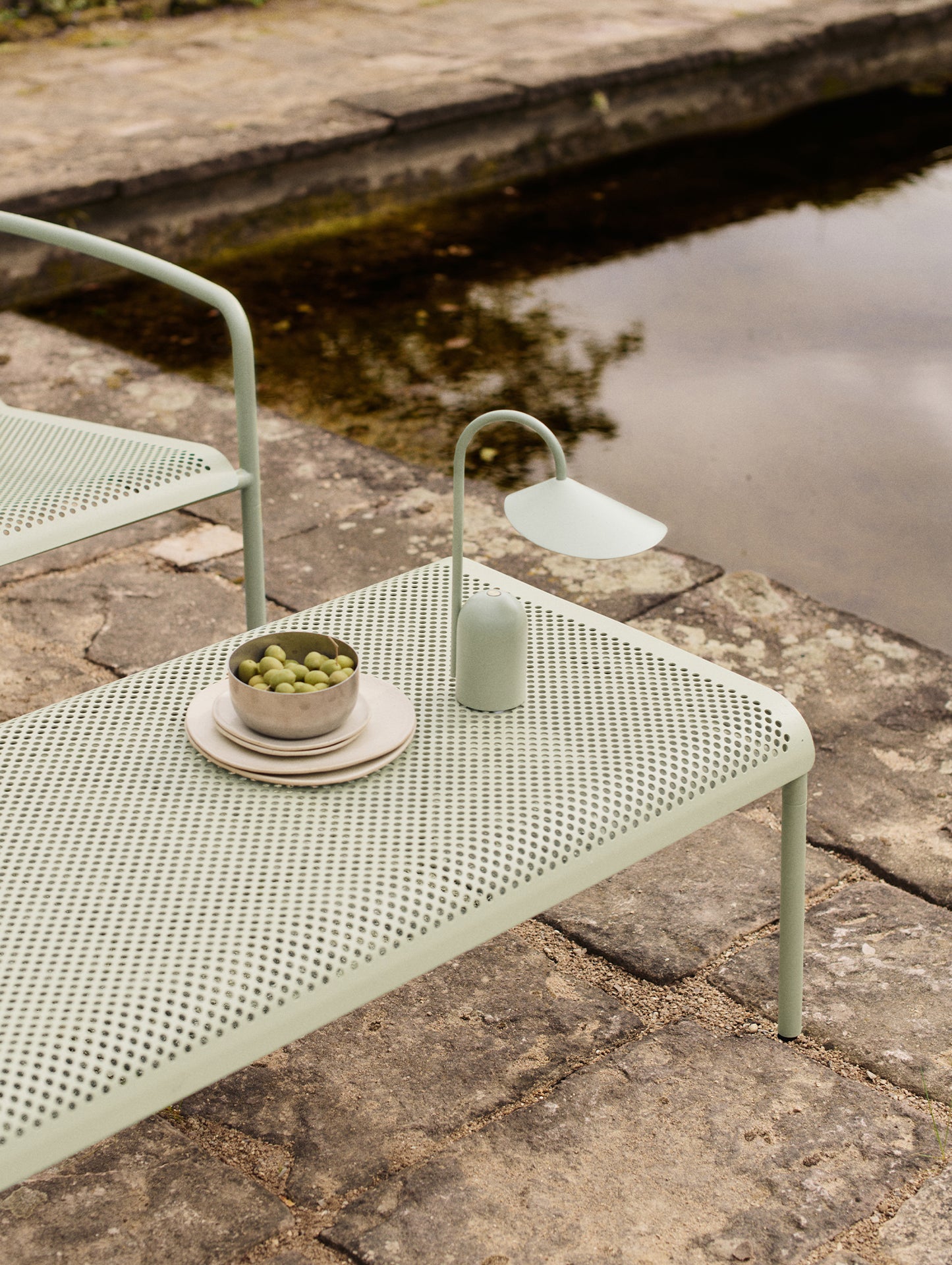 Dapple Low Table by Ferm Living - 114x57 cm / Tea Green